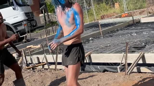 Guy Falls for Paint Can Bamboozle