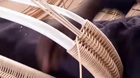Rattan armrest weaving.