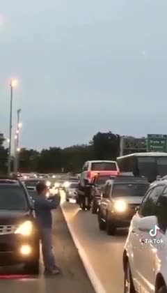 UNE SOUCOUPE VOLANTE VUE AUX ÉTATS-UNIS DANS LE NEW-JERSEY