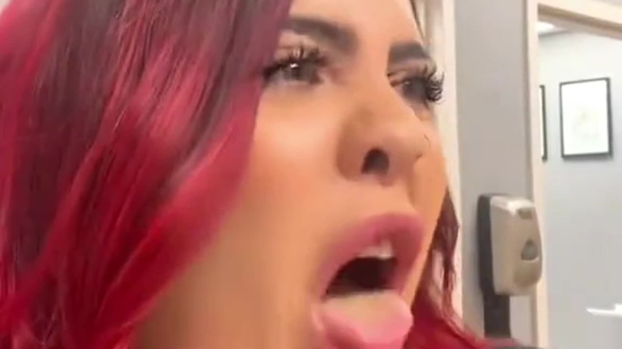 I don't like white people