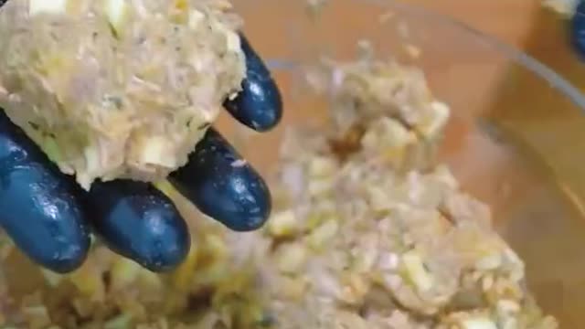Make Chicken Thighs with Rice and Chicken