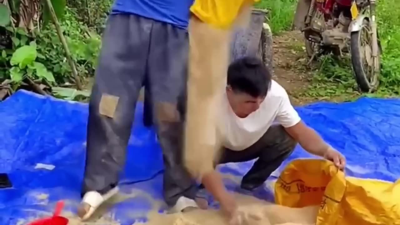 Outstanding prank comedy funny 😂😂😂