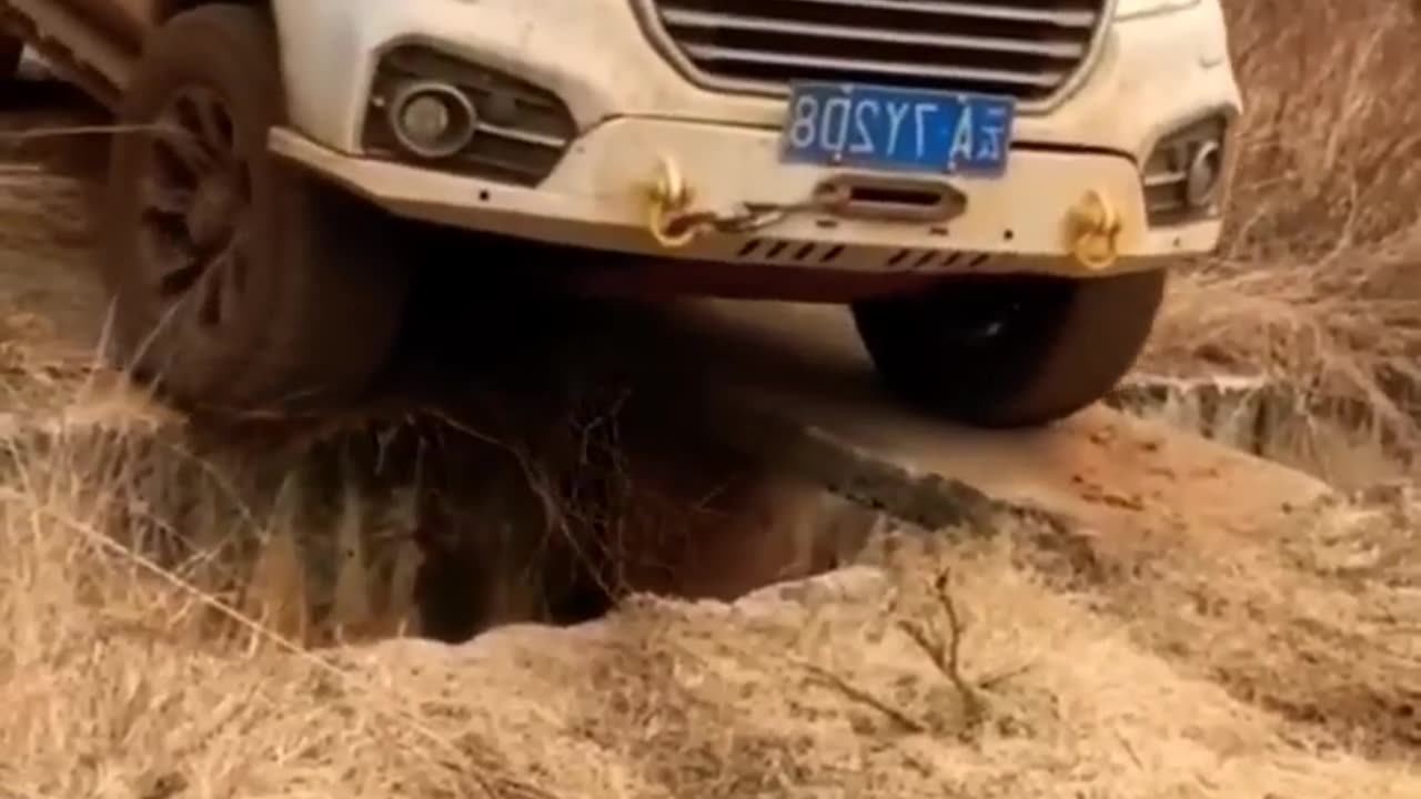 Off road driving it's very difficult