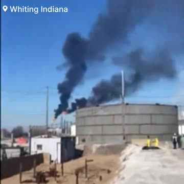 🚨BREAKING: A Large power outage at the BP refinery has prompted an evacuations inside the refinery