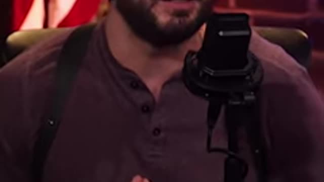 Steven crowder: Mark Hamill "don't say gay"