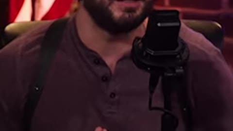 Steven crowder: Mark Hamill "don't say gay"