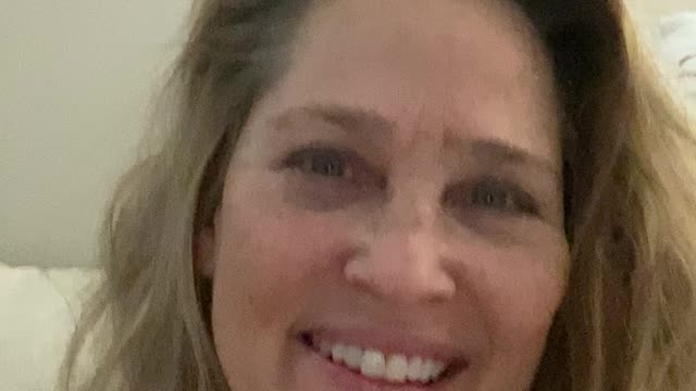 WOOHOO!!! HUMANITARIAN ❤️🙏🏠☕️🍿✌️💰🇨🇦👏❤️👏