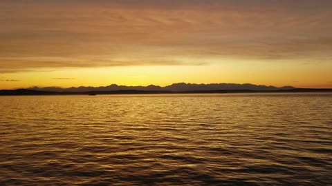 Golden Hour Water Bliss