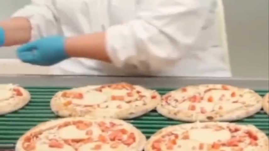 How The Pizza Is Made