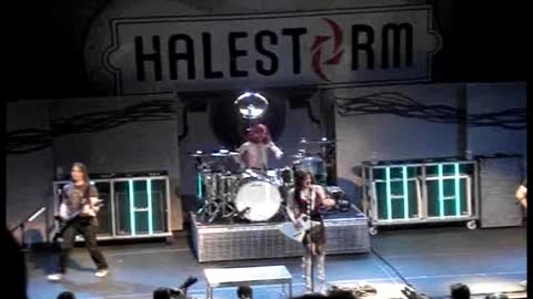 Halestorm Live 2010