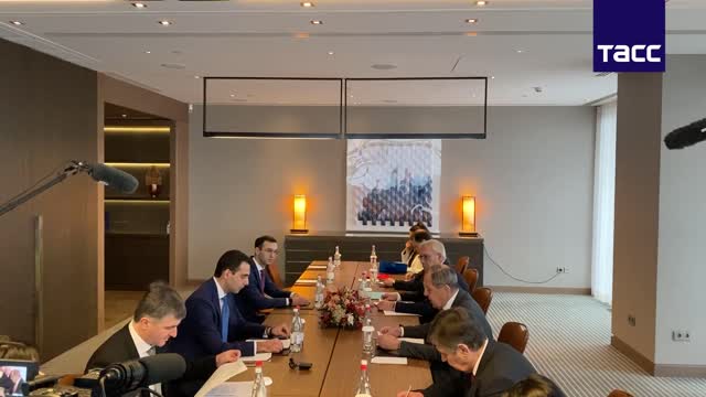 Сергей Лавров и Инал Ардзинба проводят переговоры в Сочи - 20.12.2021