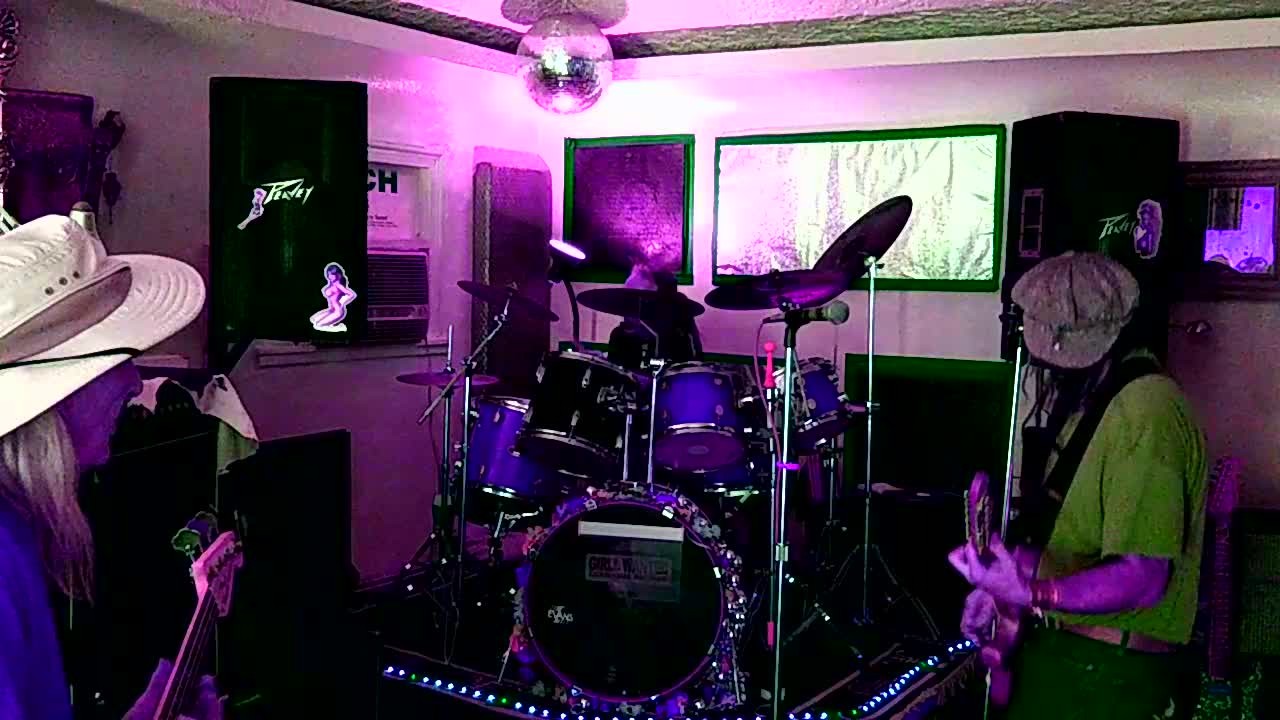 =Mannah Pariah=...Ssonique Sspell Ccasteurz