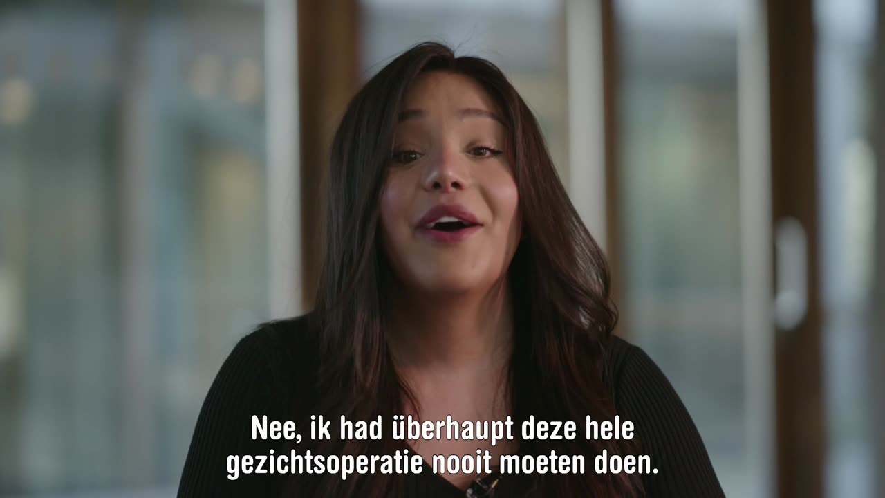 Amira: 'Ze heeft me echt verminkt', naar de rechter vanwege mislukte transgender gezichtsoperaties