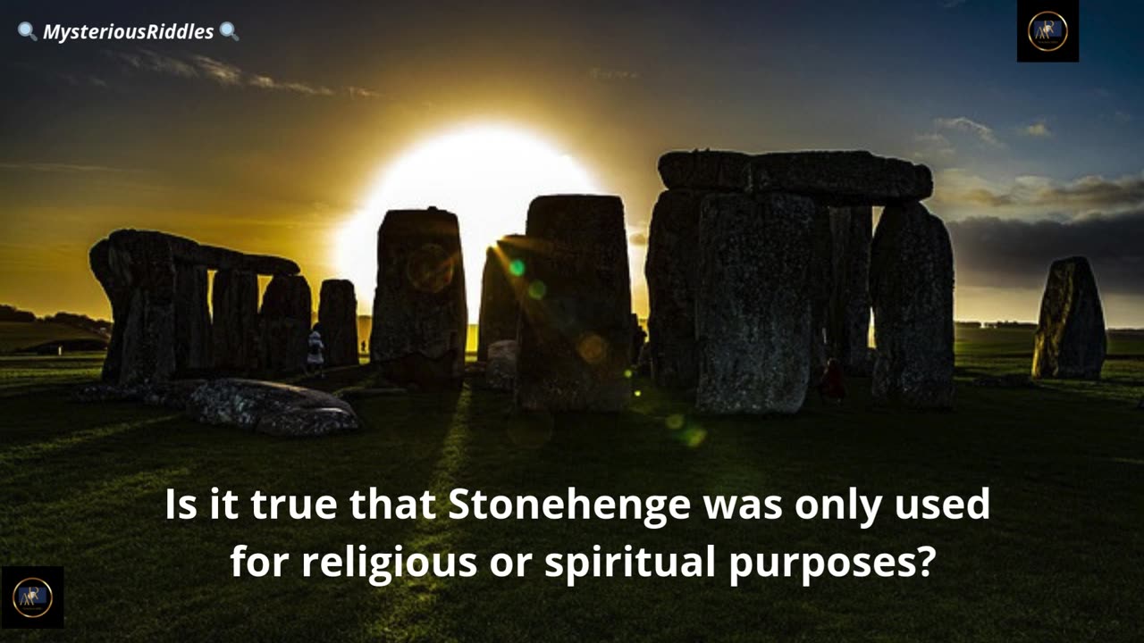 📸 🔍 Stonehenge: Theories from UFOs to Giants 📸 🔍