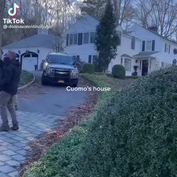 Cuomo's house protest