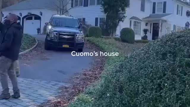 Cuomo's house protest