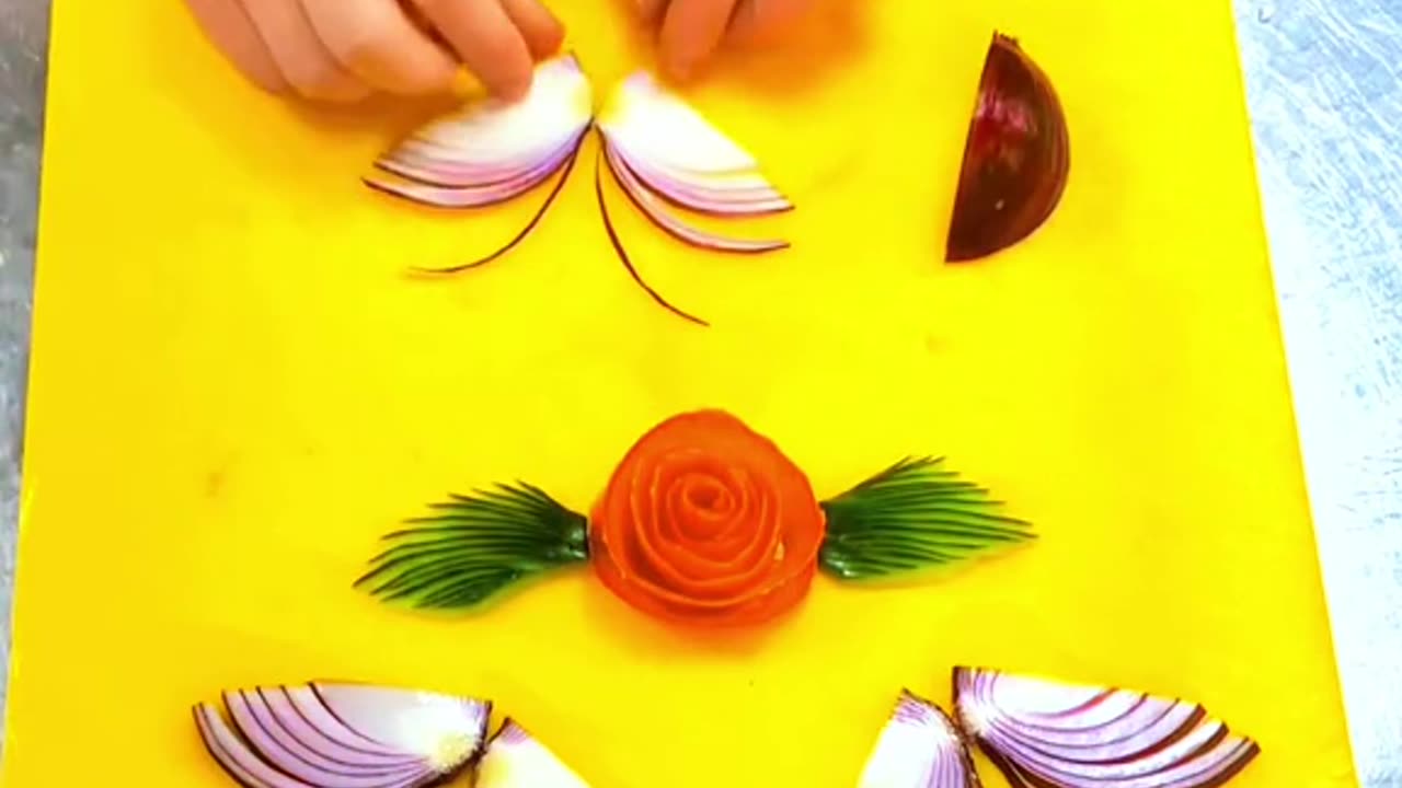 How to decorate vegetable on the plate