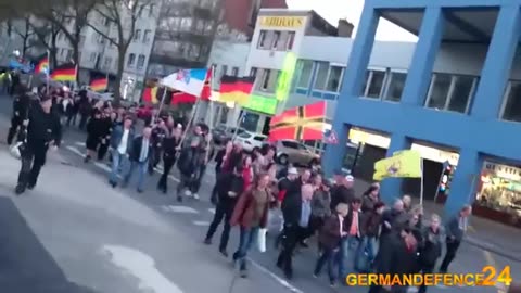 Demo In Duisburg Am 11 04 2016 Pegida Nrw 55 Reden Und Spaziergang