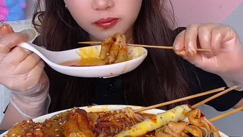 GUESS WHAT I AM EATING IN THE FIRST