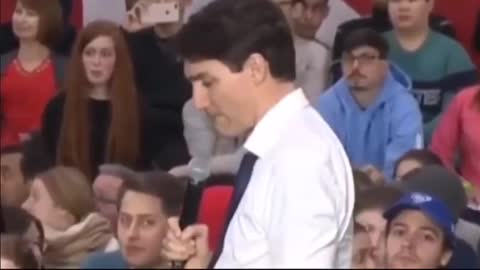 Trudeau Castro - o traidor do povo canadense