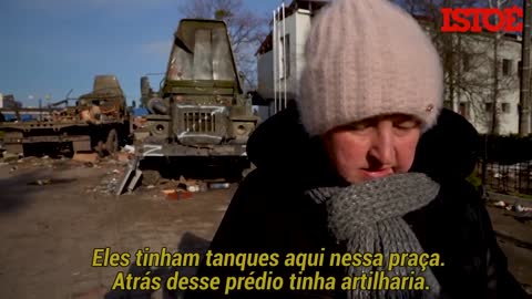 Soldados ucranianos recuperam cidade e são recebidos com festa