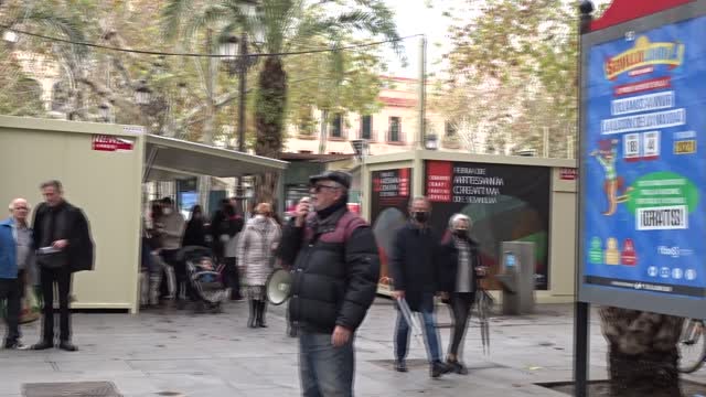 Totem y Tabú. Ciudadano - Policías.