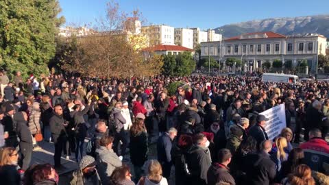 Συγκέντρωση κατά της υποχρεωτικότητας των εμβολιασμών στο κέντρο της Αθήνας
