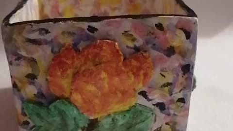 Airdryclay floral container