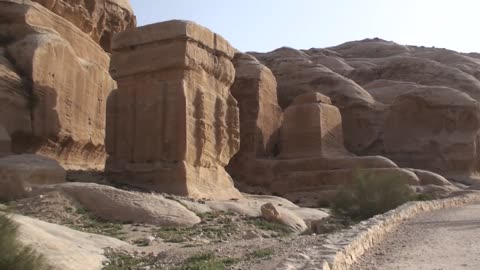 Jinn Blocks, Petra