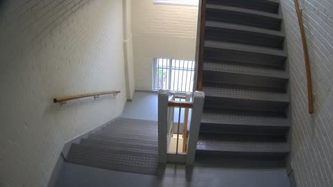 3883FHOB03Stair7_2021-01-05_16h00min02s157ms.mp4