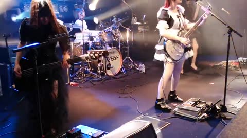 BAND MAID Kanami Kicks Akanes Kit #bandmaid #bandmaidreaction