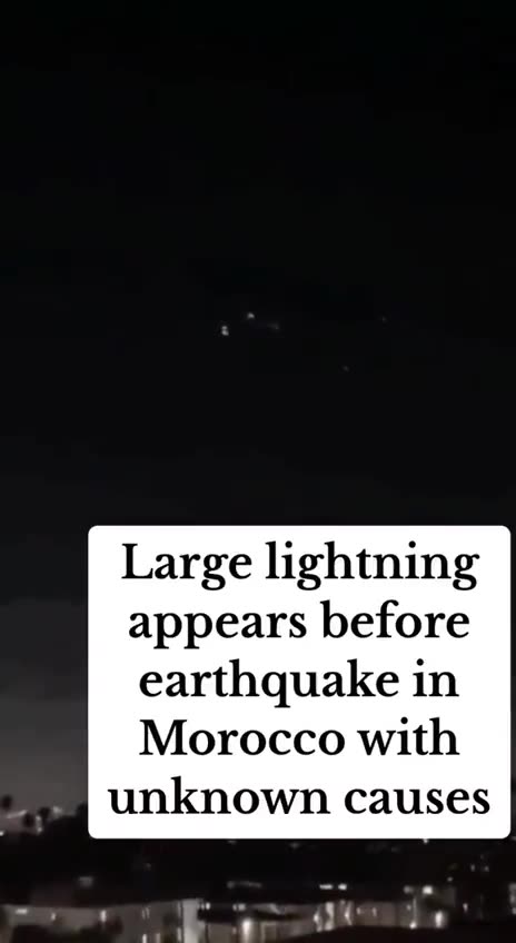 🇲🇦 Strange glowing objects in the sky hovered in formation over Morocco before the earthquake #3