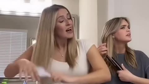 When your friend is pregnant 🤰