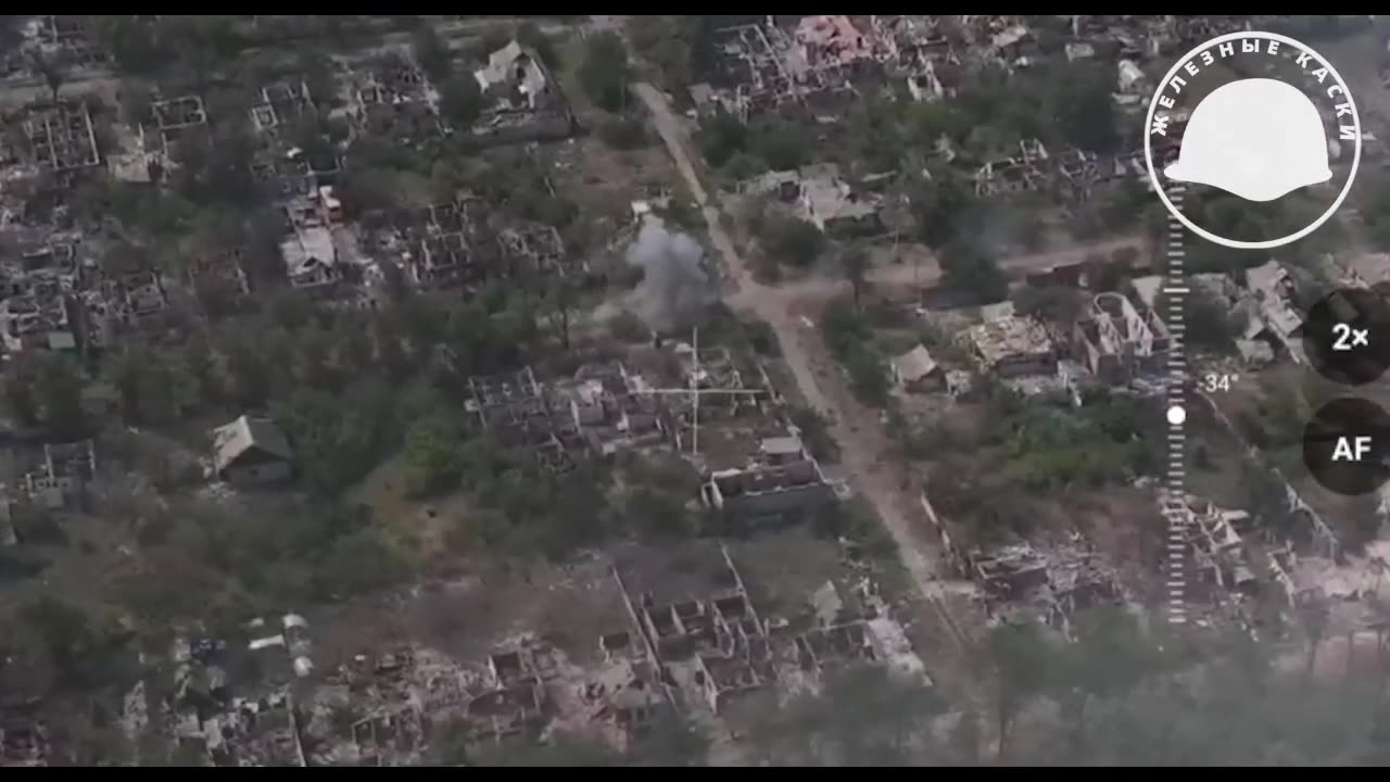 Russian armoured vehicles operating in Krasnogorovka