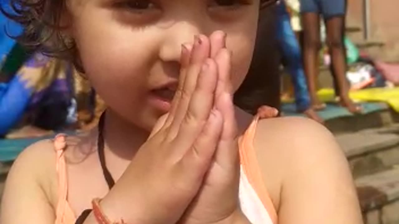 Shivi prying to God