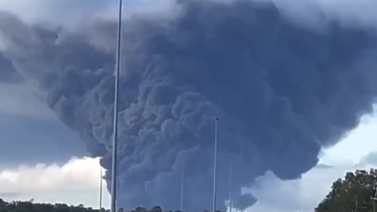 Explosion At Petroleum Plant in Shepherd, Texas