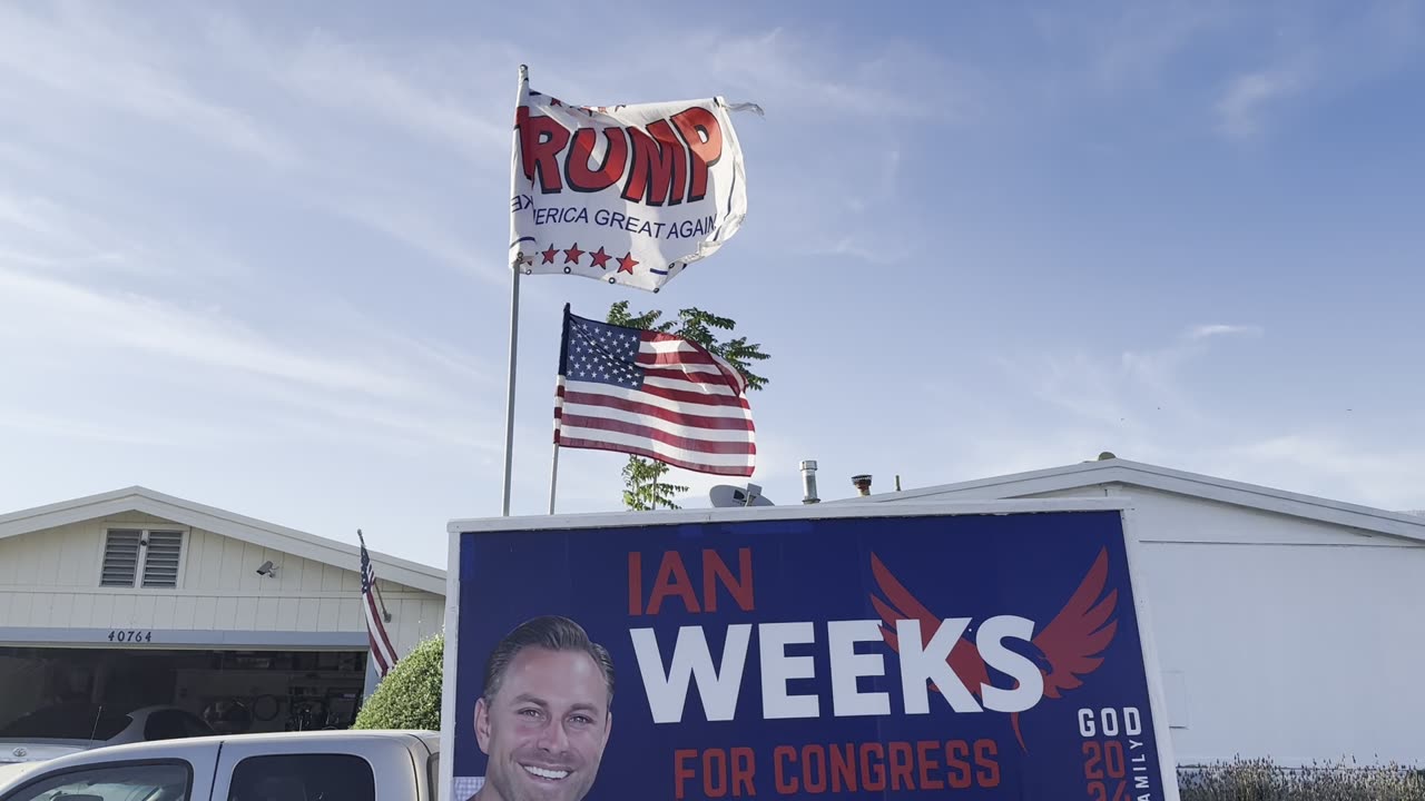 Glenn Stull Truck supporting President Trump and candidate for congress, Ian Weeks.