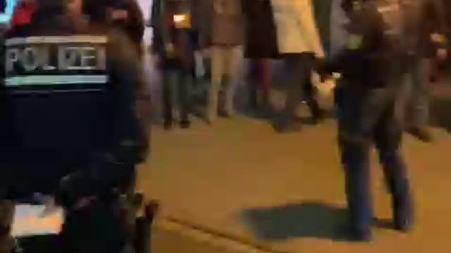 POLIZEIGEWALT - Karlsruhe, 13.12.2021