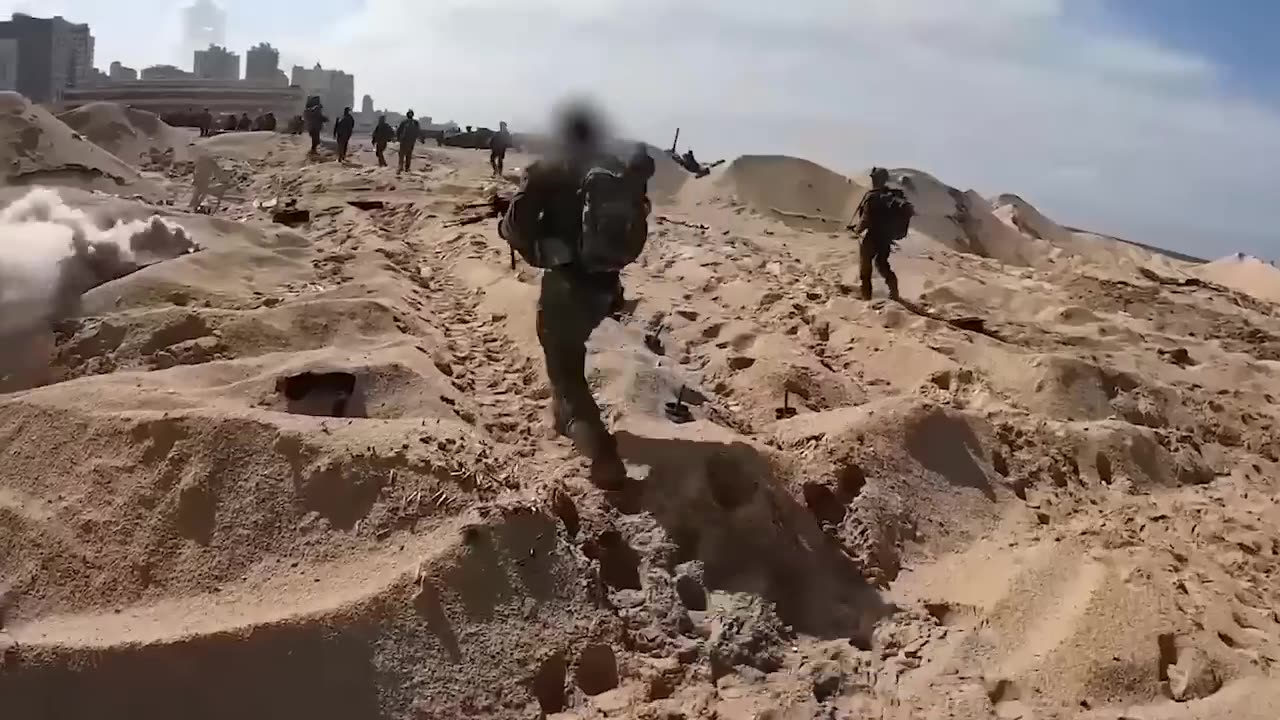 Israeli Commandos Capture a Secret Enemy Shelter in Gaza!