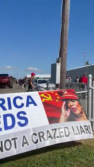 That’s interesting, I thought Secret Service couldn’t set up on slanted roofs. 🤔🤔🤔