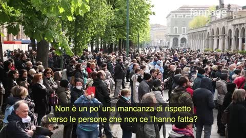 Bergamo, sanitari nella provincia simbolo della pandemia: "Nei vaccini feti abortiti"
