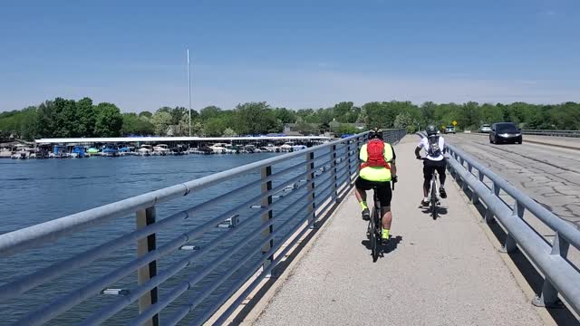 Fishers Geist Reservoir causeway trail