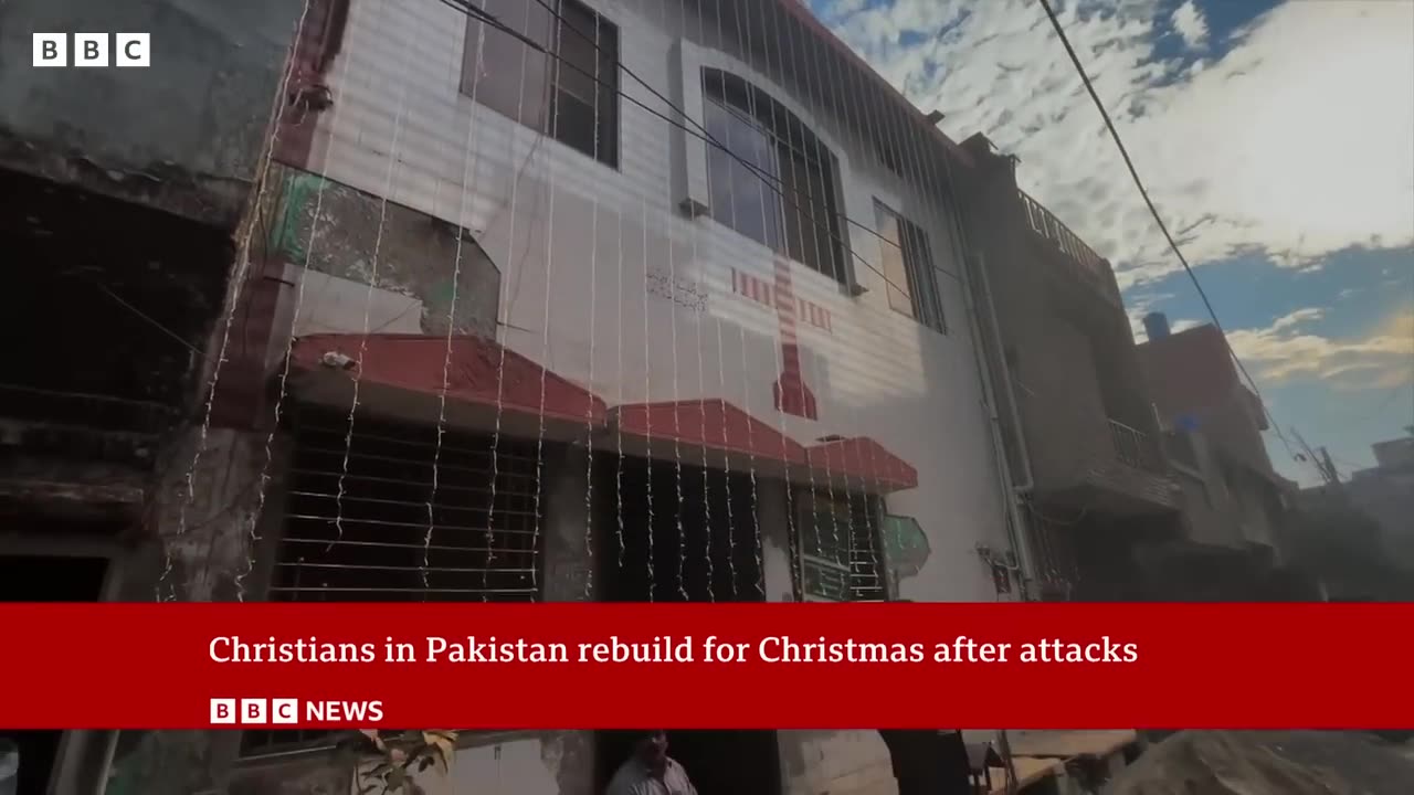 Christians in Pakistan rebuild for Christmas months on from attacks