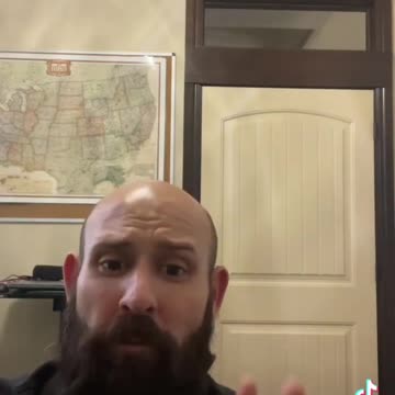 😱 Please don’t hurt me lady! You can have the car, don’t take my 🍭 #whatwouldyoudo #shorts #duet