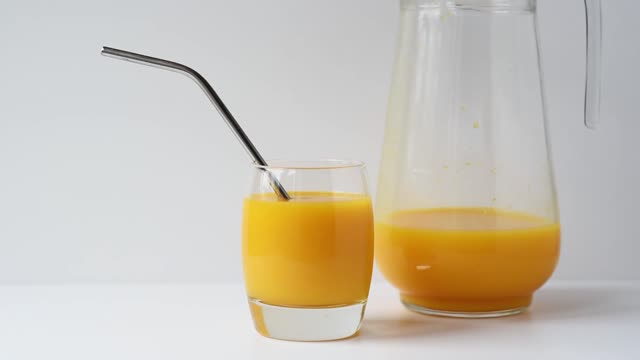 Fresh healthy mango squeezes