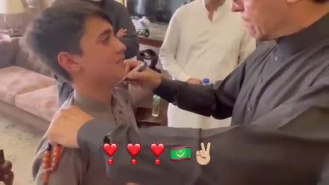 Imran Khan showing love for his little fan