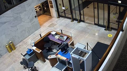 1451HSOB02ConAveDoor_2021-01-06_04h51min21s397ms.mp4