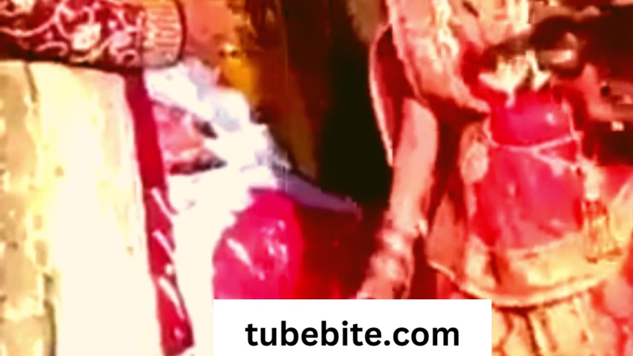jab ladakee apane baaboo shona ko chhodakar kisee aur se shaadee kare 😂😂👌 #youtubeshorts #shorts