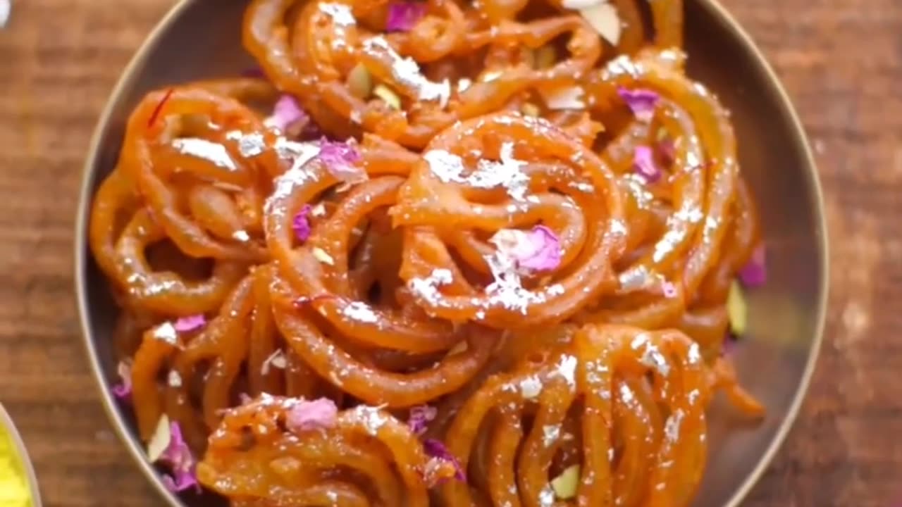 "Delicious Homemade Jalebi Recipe: Sweet and Crispy Goodness Unleashed!"