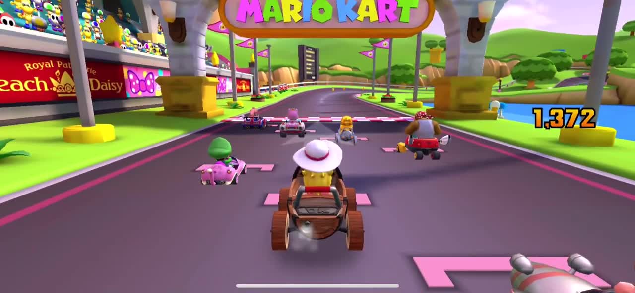 Mario Kart Tour - DK Jumbo Kart Gameplay (Bowser vs. DK Tour Tier Shop Reward)